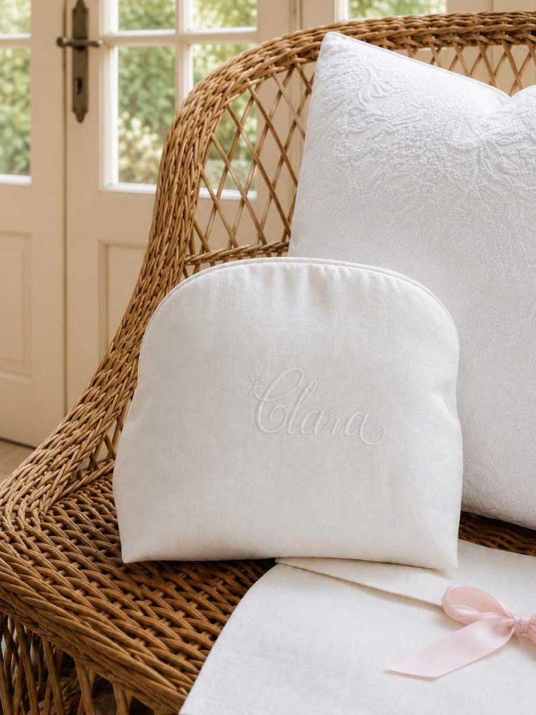 Nécessaire em Linho Personalizado com Nome