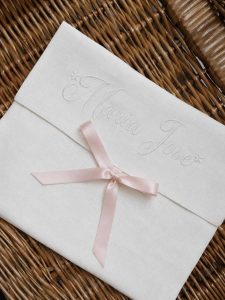 Saco de Roupa em Linho Branco Personalizado